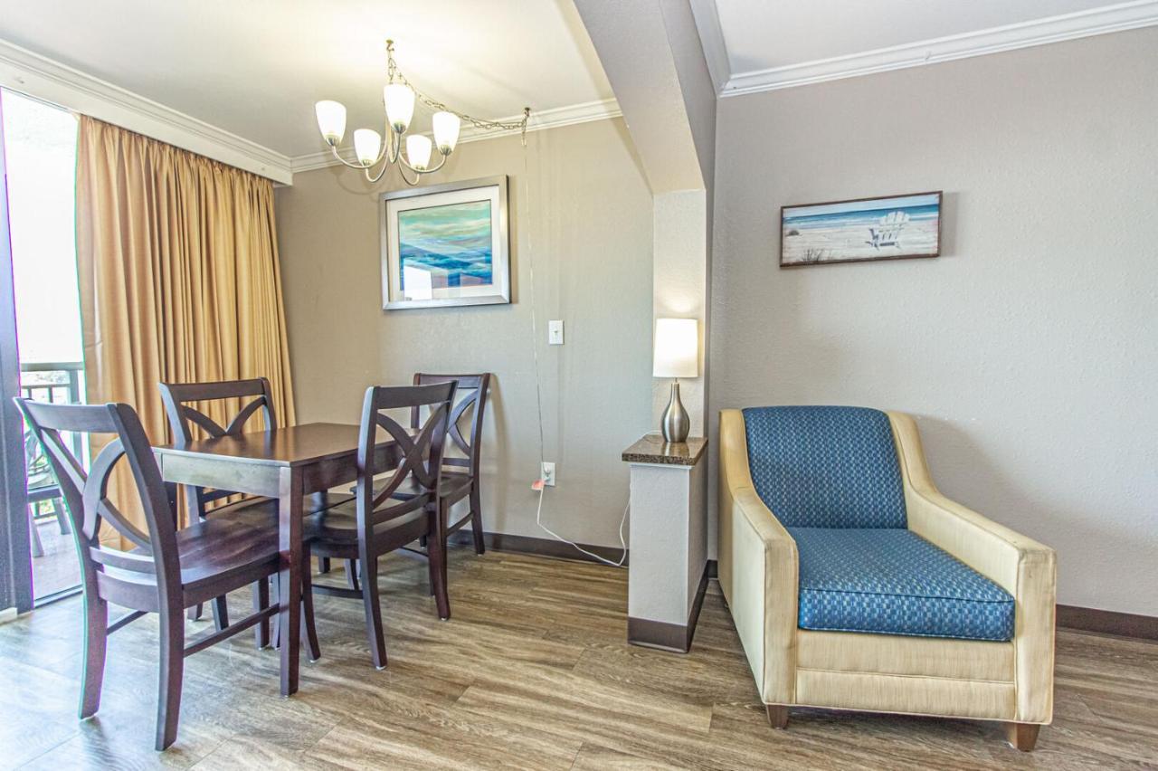 Ocean View King Suite With Modern Decor And Accents - Caravelle Resort 605 Sleeps 4 Guests Myrtle Beach Eksteriør bilde