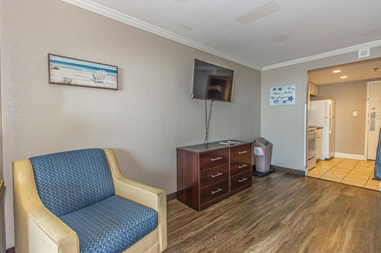 Ocean View King Suite With Modern Decor And Accents - Caravelle Resort 605 Sleeps 4 Guests Myrtle Beach Eksteriør bilde