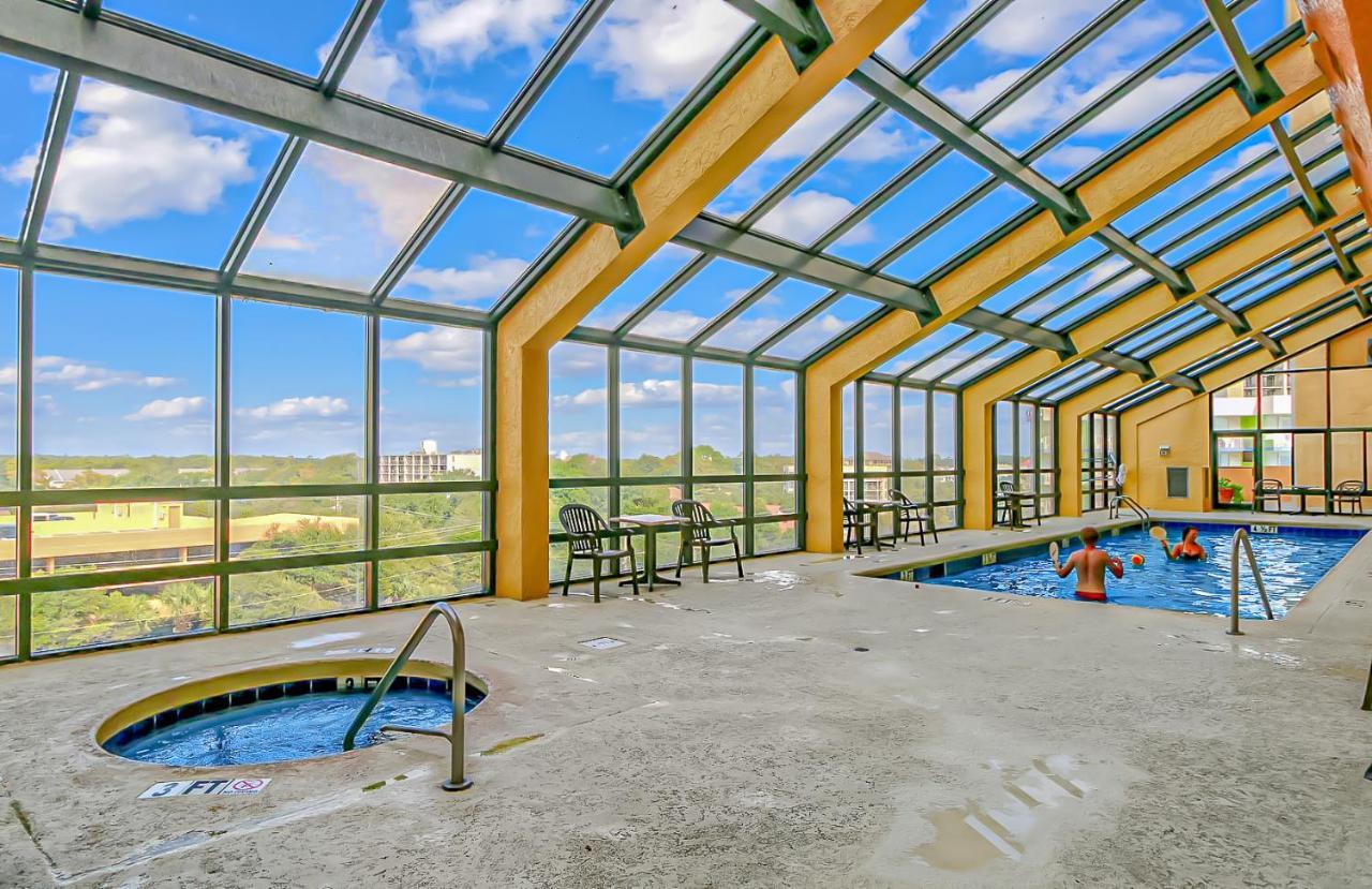 Ocean View King Suite With Modern Decor And Accents - Caravelle Resort 605 Sleeps 4 Guests Myrtle Beach Eksteriør bilde